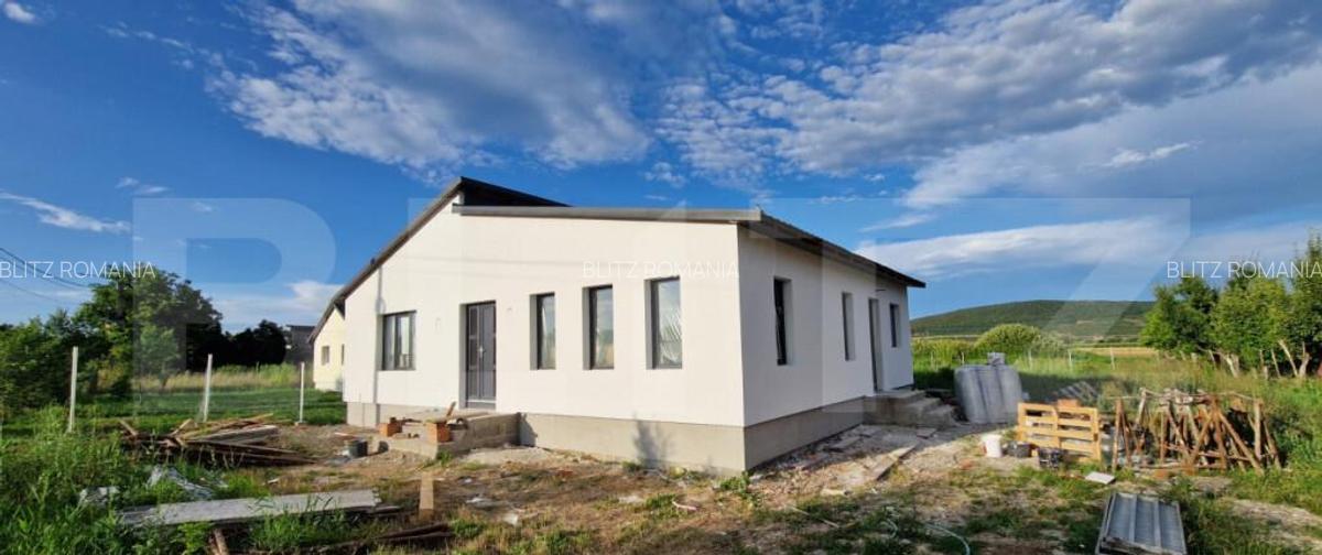 Casa parter, 120 mp, teren 1000 mp, la 25 km de orasul Bistr - 4