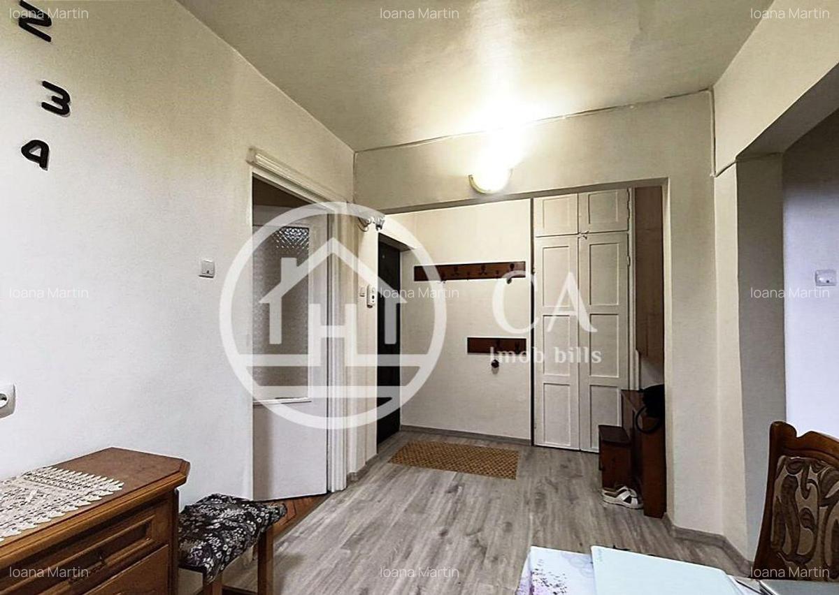 Apartament de vanzare cu 3 camere in zona Rogerius, Oradea - 3