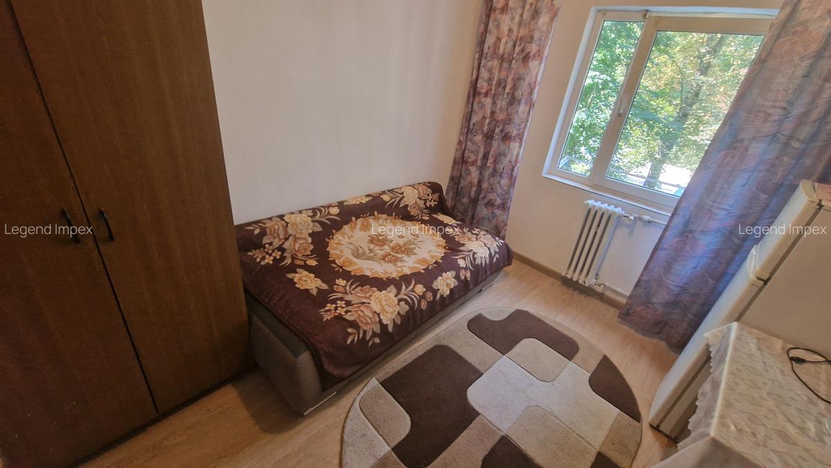 Cameră Florilor - 5