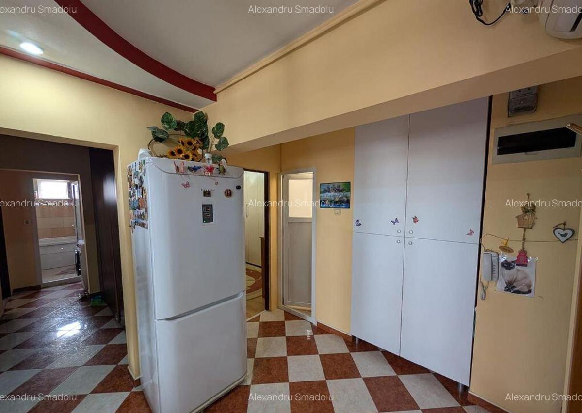 De Vanzare Apartament 4 Camere, Decomandat, 2 Bai, ?os... - 12