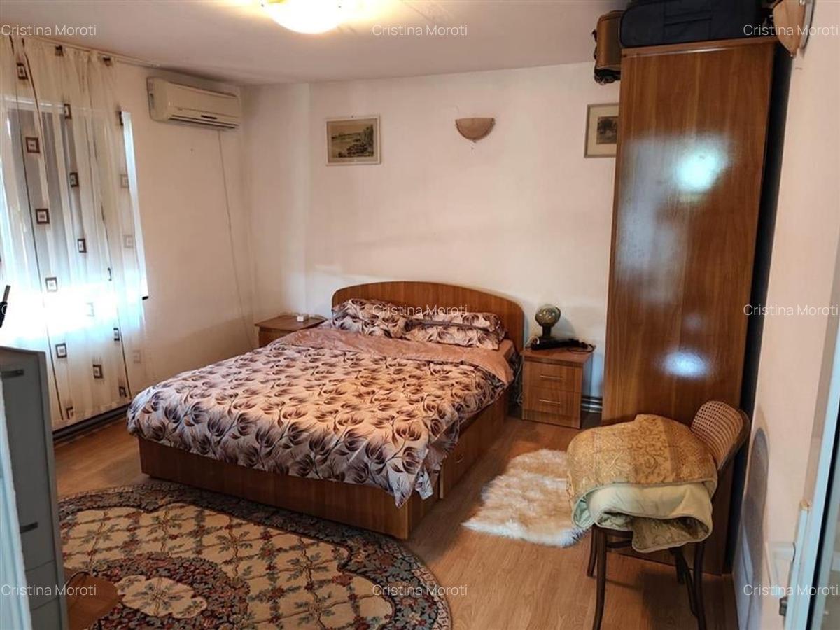Proprietate spatioasa de vanzare in Gaesti, Dambovita - ideala pentru locuit sau - 5