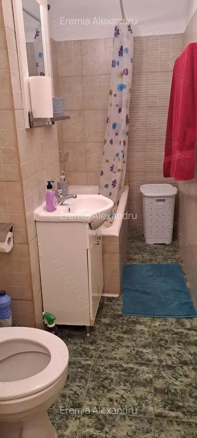 Proprietar inchiriez garsoniera in zona linistita, Tei - 8