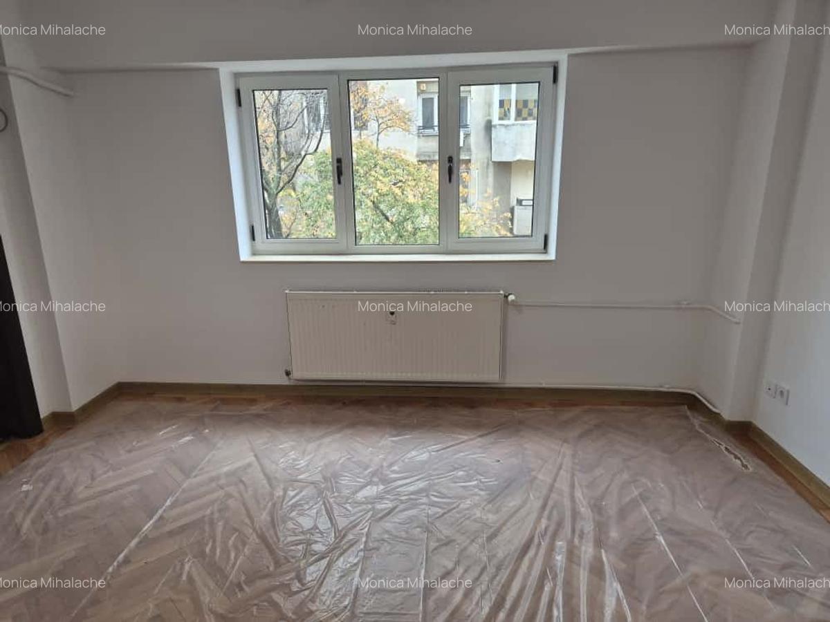 Pasajul Marasesti - Camera de Comert, etaj 1, nemobilat - 2