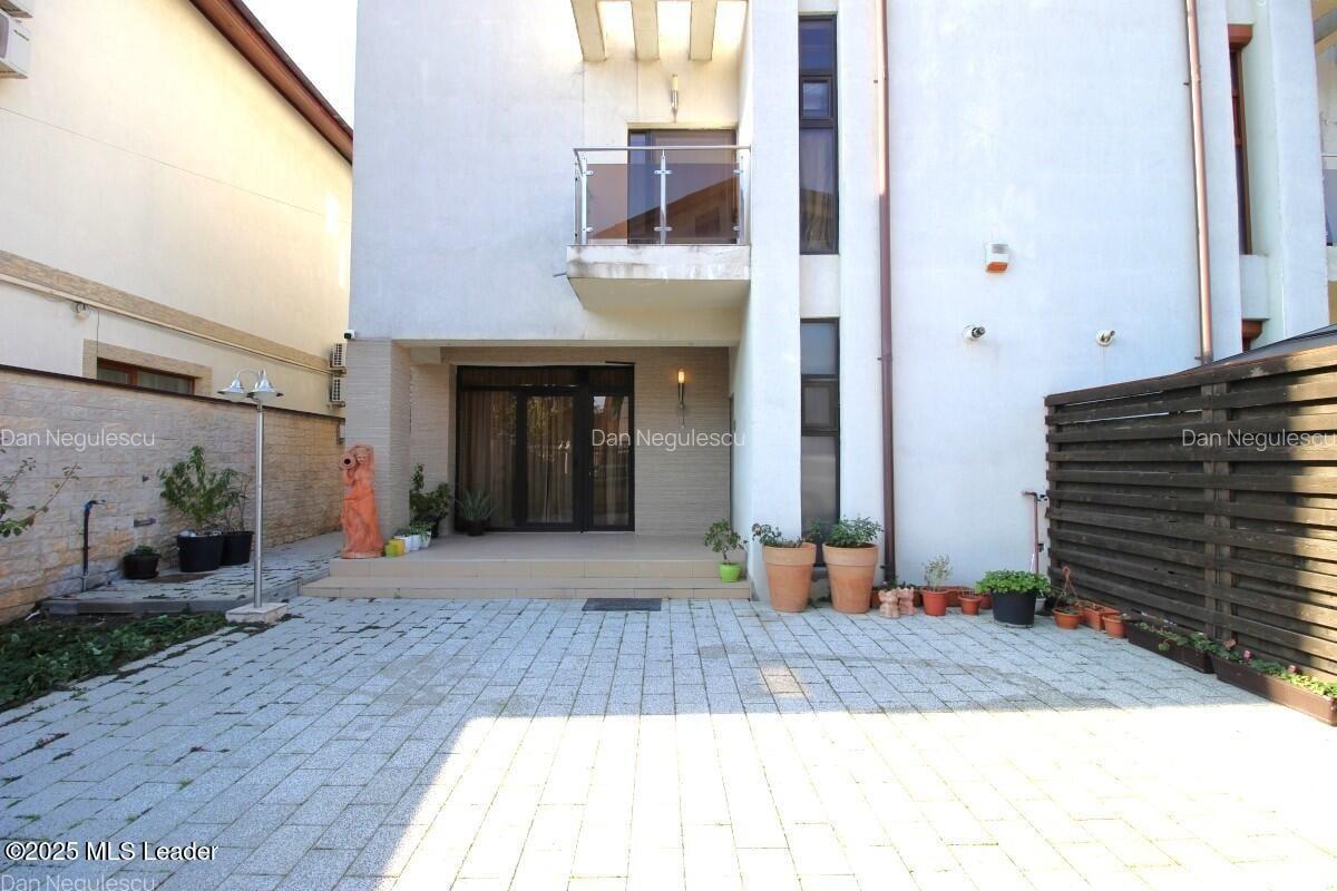 Popesti-Leordeni, Sf. Agnes, vila 2010, p+1+m, 216 mp, curte 138 mp! - 25