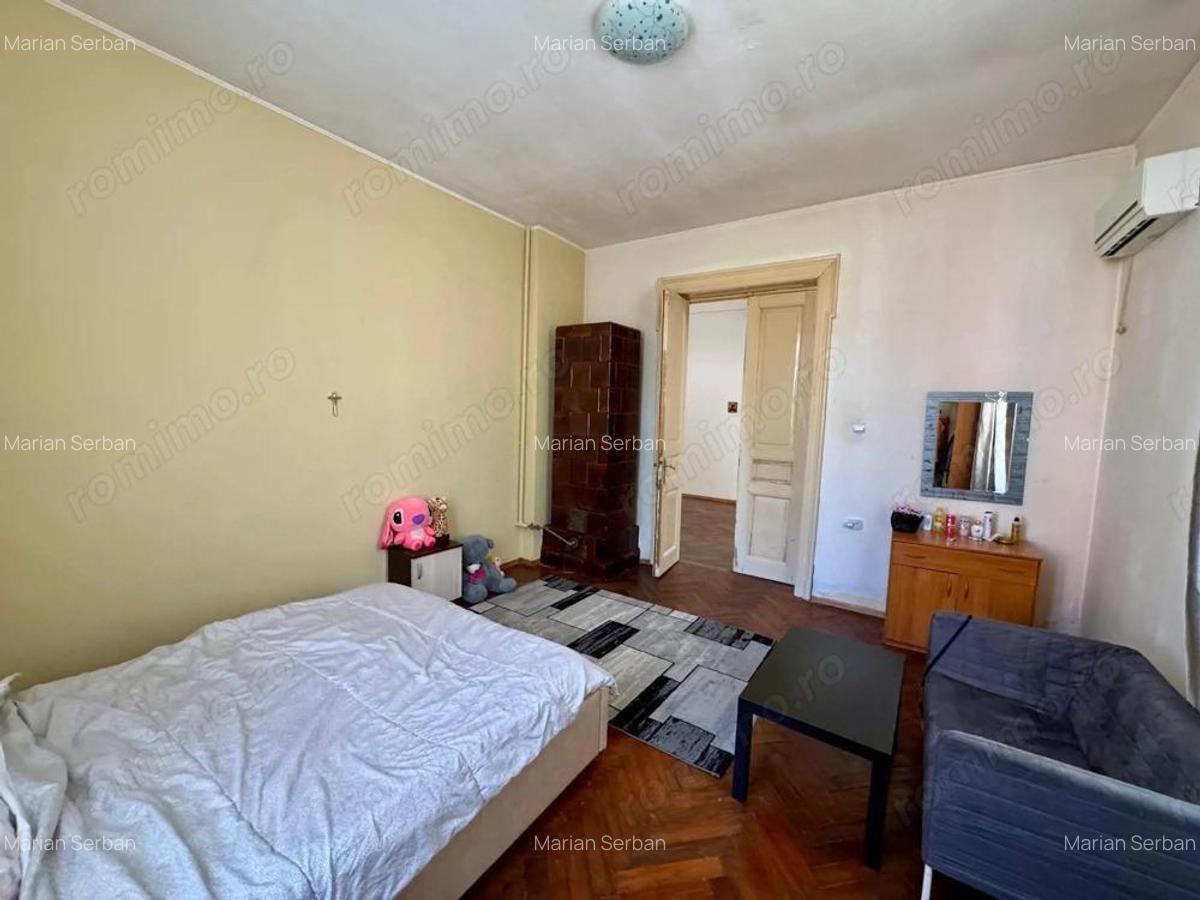 VILA BOIEREASCA ULTRACENTRALA, CURTE MARE - Piata Gemeni / Bd Dacia - 13