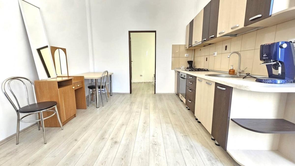 Apartament cu 2 camere, 35 mp, Piata Mihai Viteazu - 4