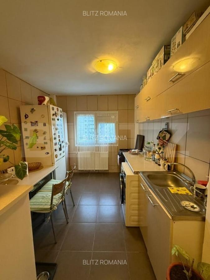 Apartament 2 camere decomandat - 5 min metrou Tudor Vladimirescu - 1