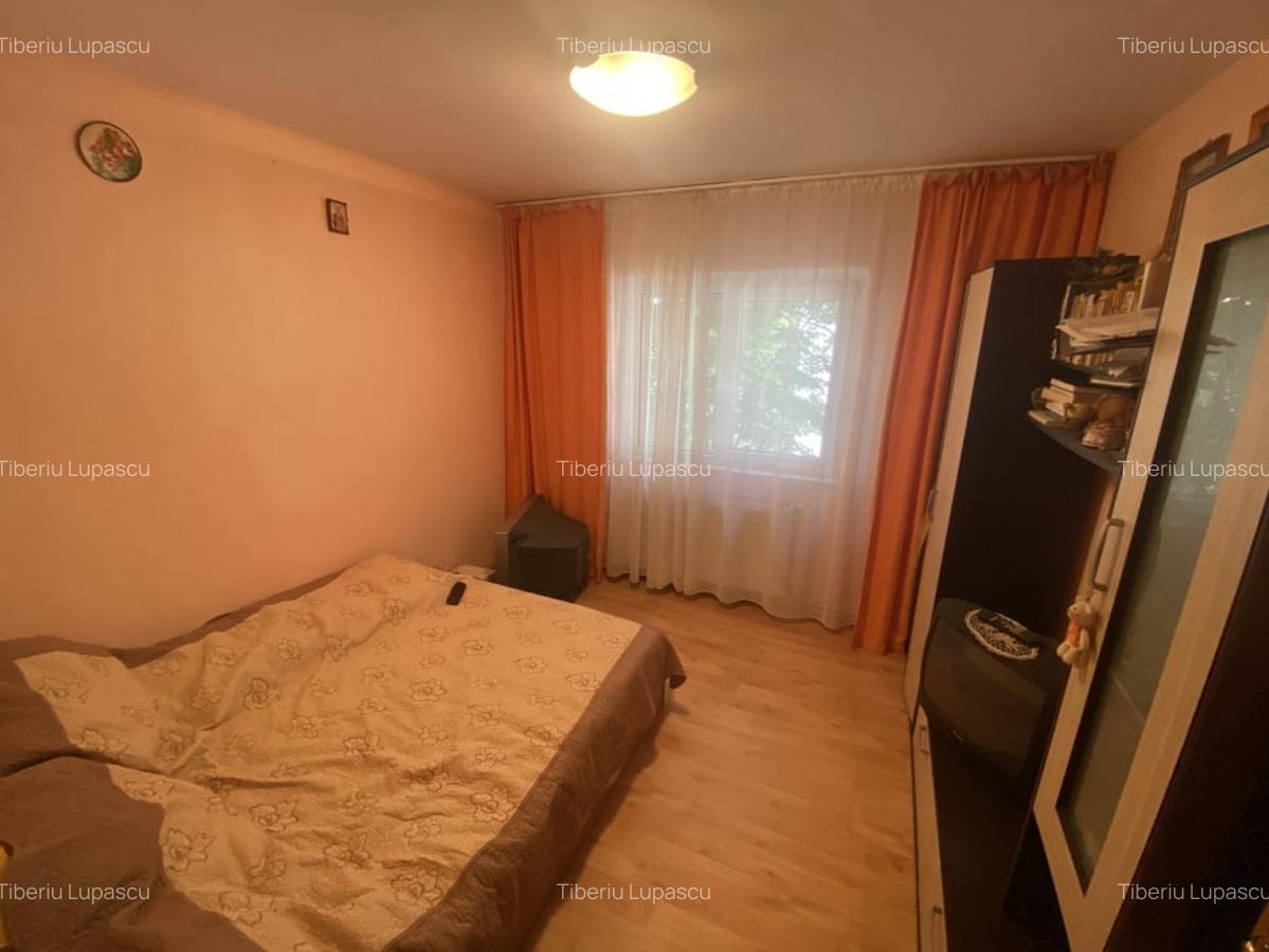 Apartament 3 camere, Narcisa - 4