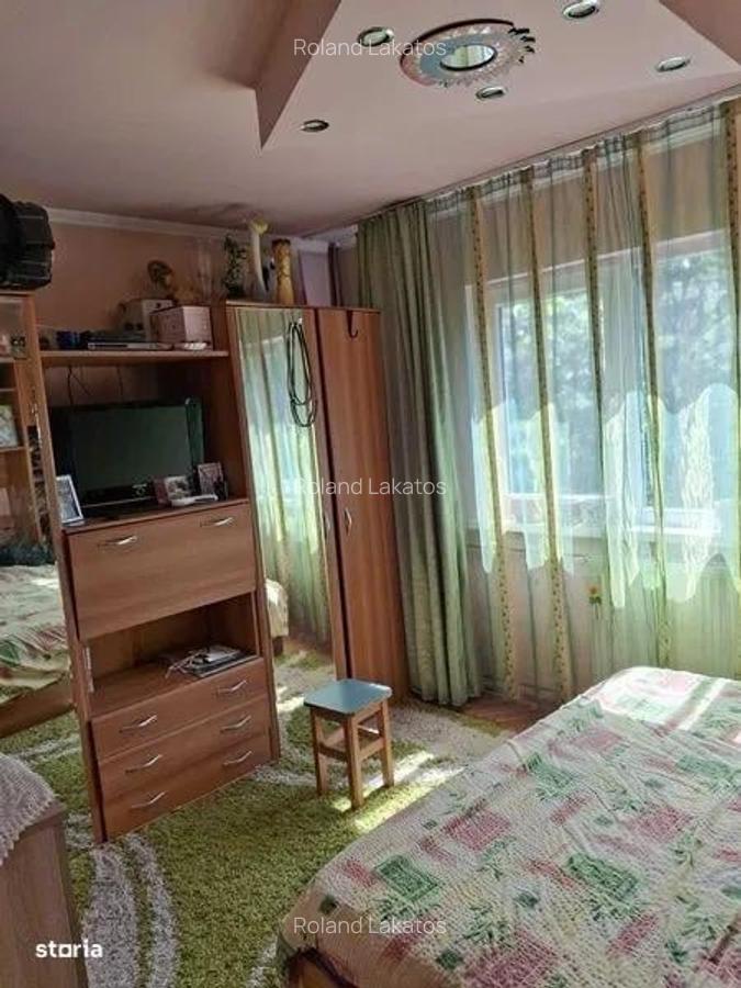 Apartament cu 4 camere semidecomandat în Nufărul - 3