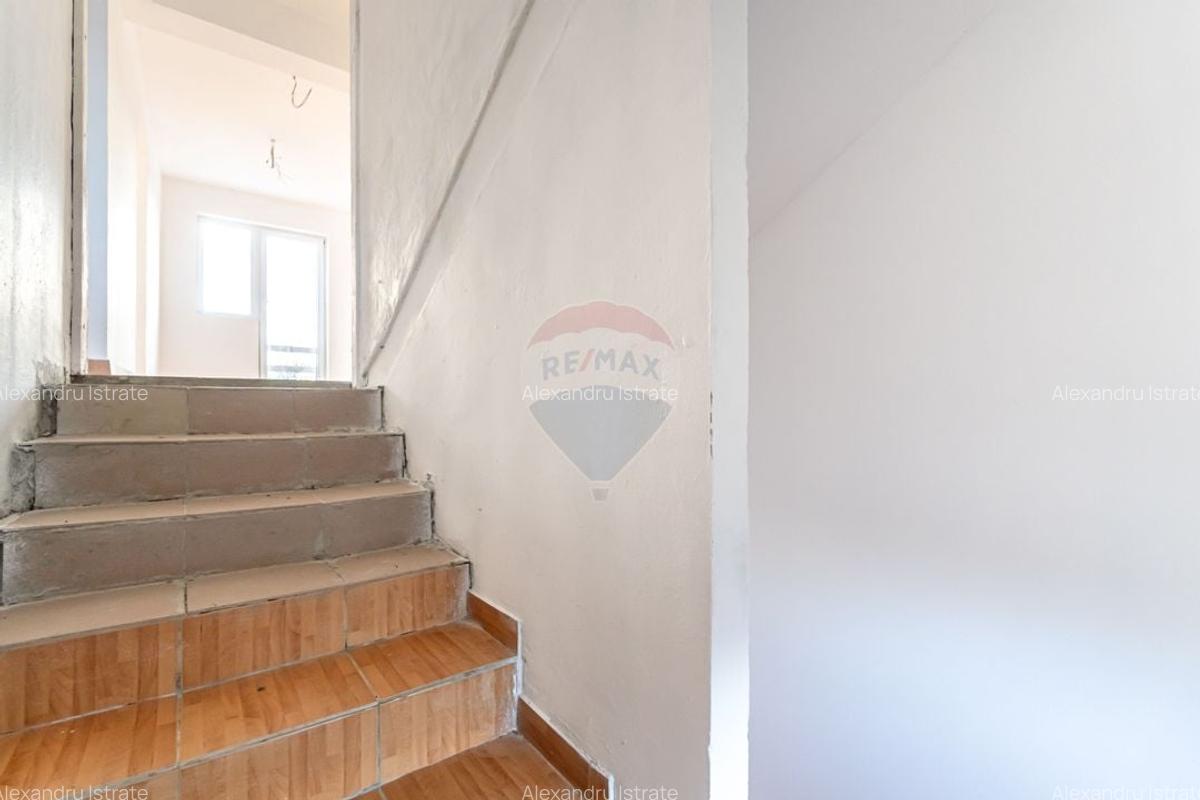 Casa de vanzare | 5 camere | Teren 1,100 mp | STUPINI | COMISION 0% | - 11