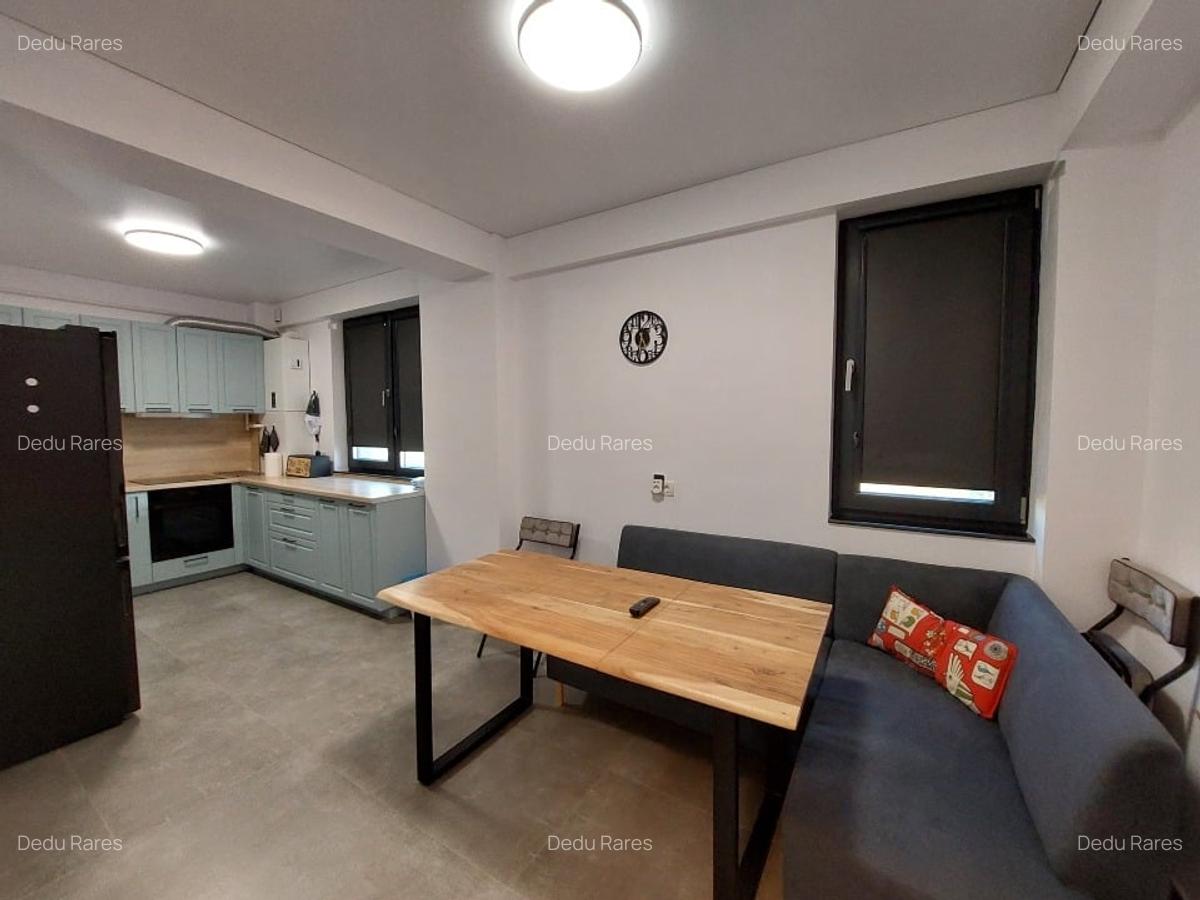 Inchiriez Apartament 2 camere, 74 mp, Zona Universitate, parcare, dotari top - 2