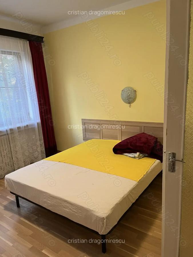 Inchiriere 3 camere semiutilat Bd. Carol - 1