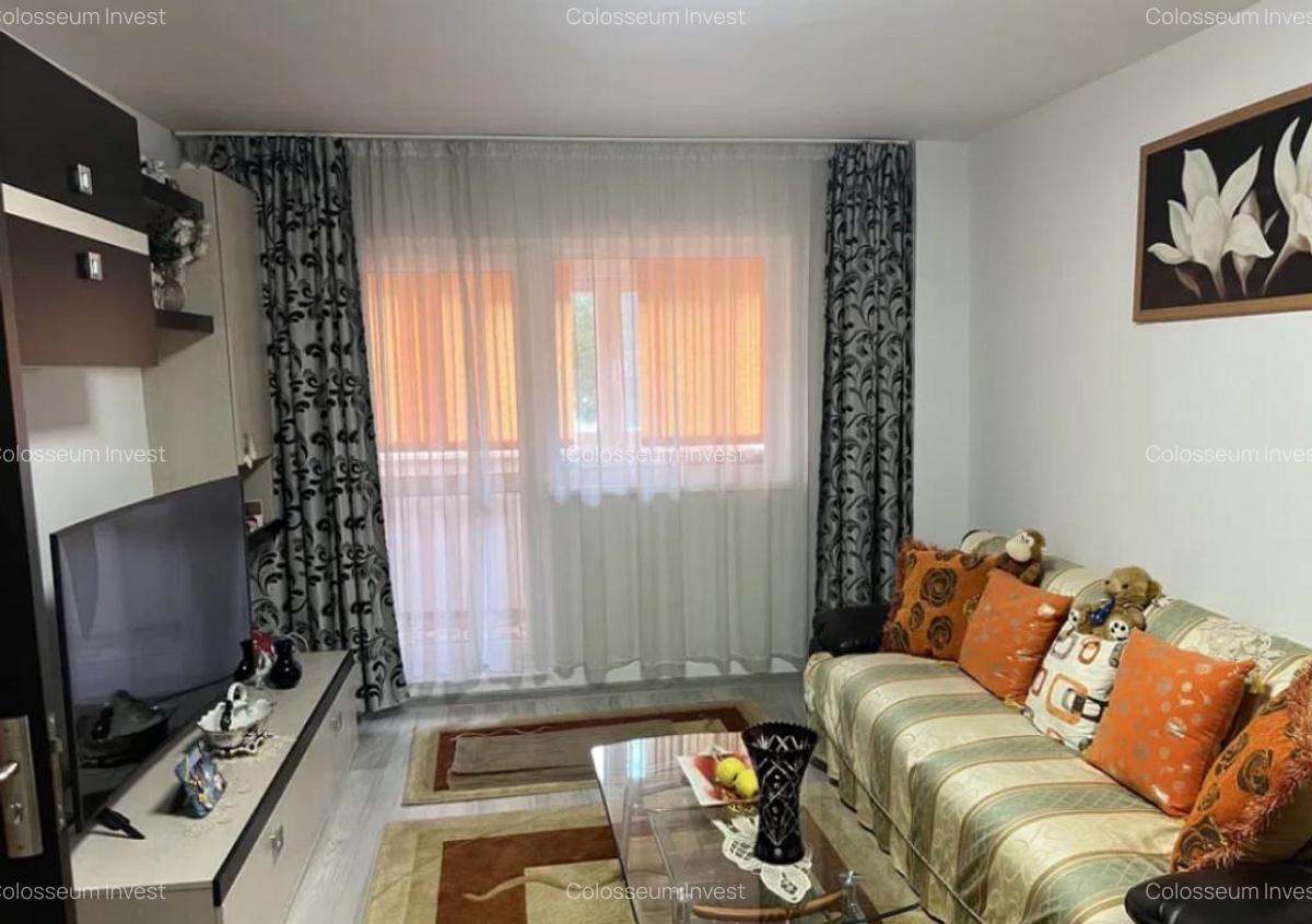 Apartament 2 camere, decomandat - zona Centru Civic - 1