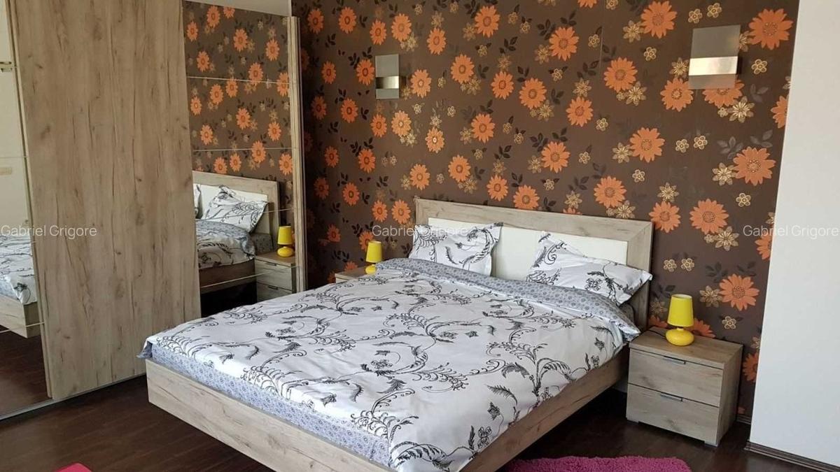 Apartament cu 3 camere semidecomandat, mobilat în Central - 5