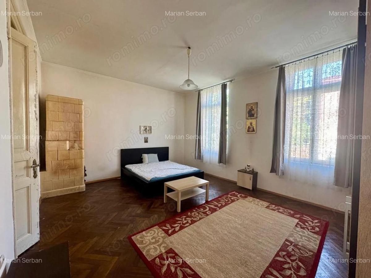 VILA BOIEREASCA ULTRACENTRALA, CURTE MARE - Piata Gemeni / Bd Dacia - 11