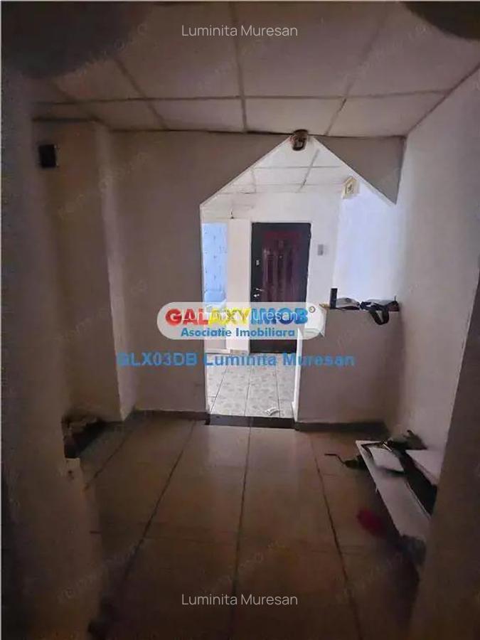 Vanzare apartament 3 camere decomandat Targoviste Micro 12 - 10