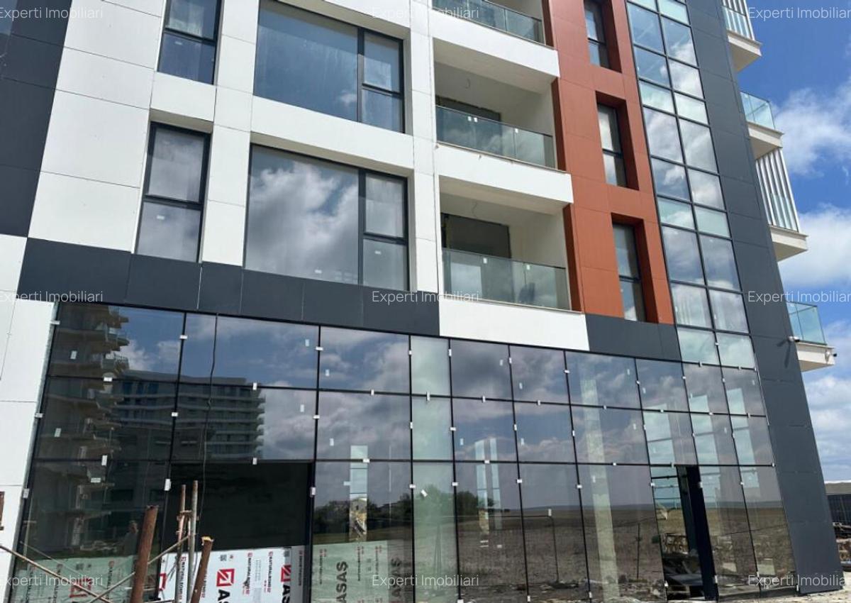 Spatiu comercial situat in zona COMPLEX PHOENICIA - MAMAIA N - 4