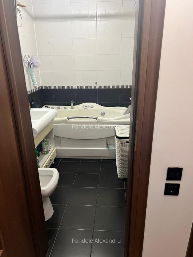 Apartament cu 2 camere decomandat în Băneasa - 13