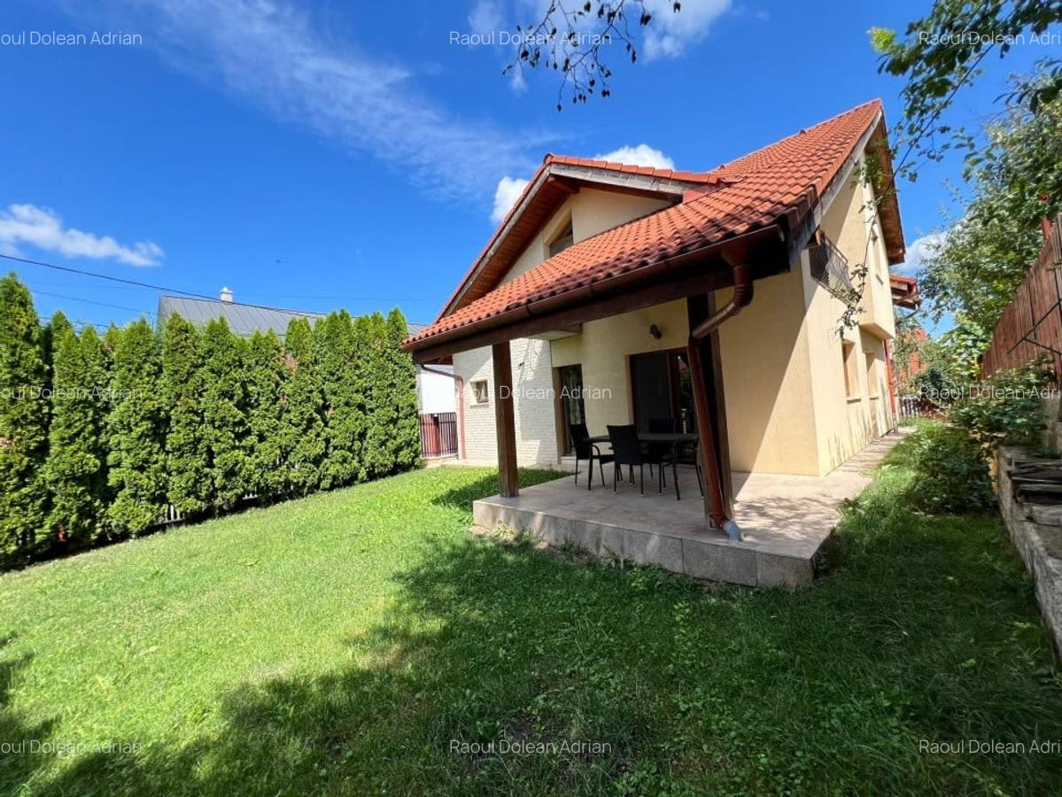 Vila cu  4 camere , 180 mp, curte, 5 parcari , terasa, Europa,, Eugen ionesco - 1
