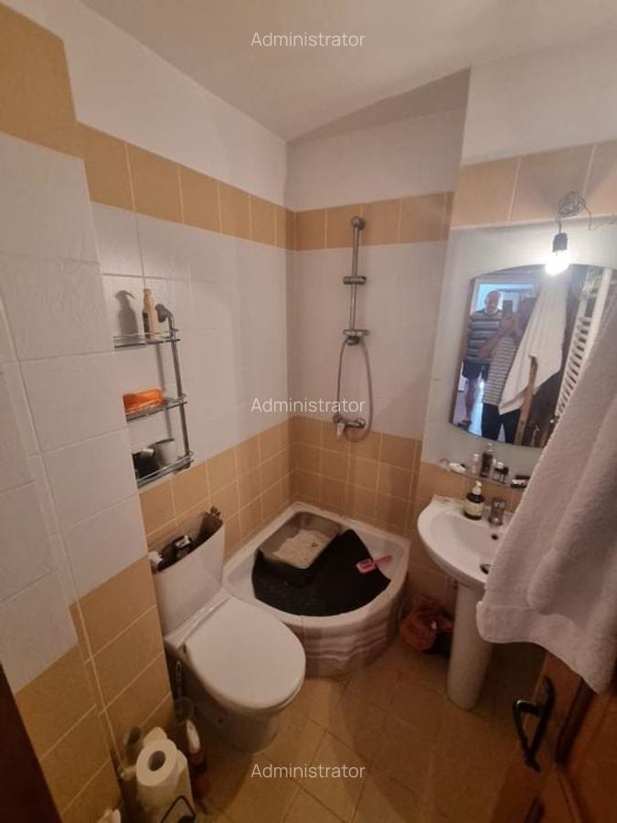 Faleza nord-apartament 4 camere decomandat cu gaze - 10