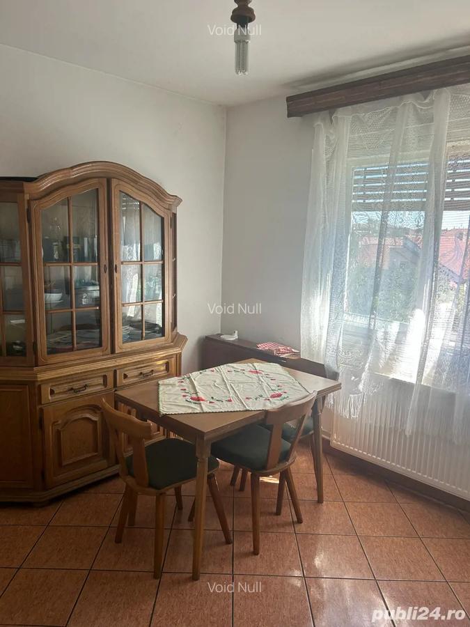 Apartament la casa, centru. - 2