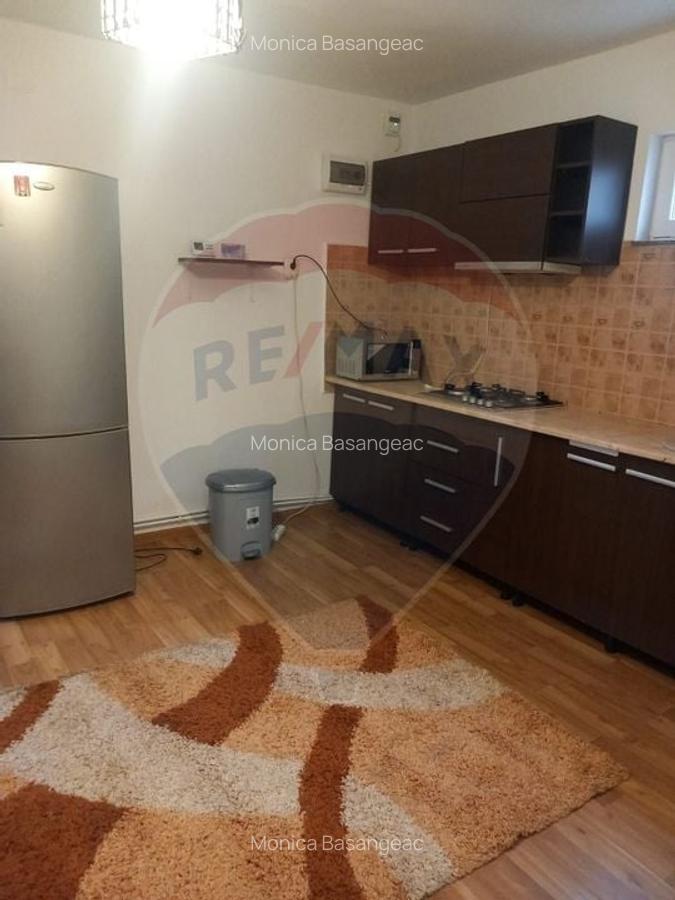 Casa / Vila de vanzare- Bariera Valcii Craiova - 2