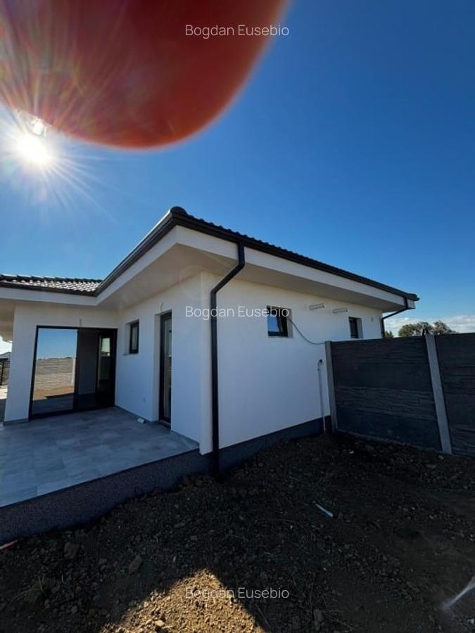 De vanzare 1/2 duplex in Mosnita Noua - 14 De vanzare 1/2 duplex in Mosnita Noua - 14