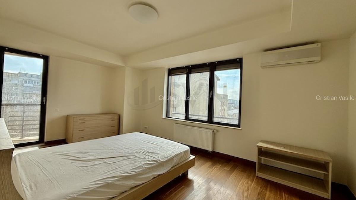 Apartament cu 4 camere semidecomandat în Ștefan cel Mare - 5