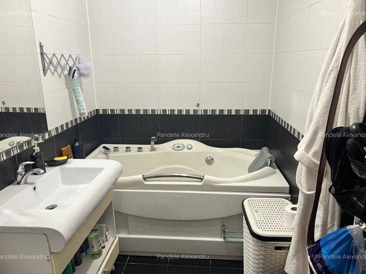 Apartament cu 2 camere decomandat în Băneasa - 10