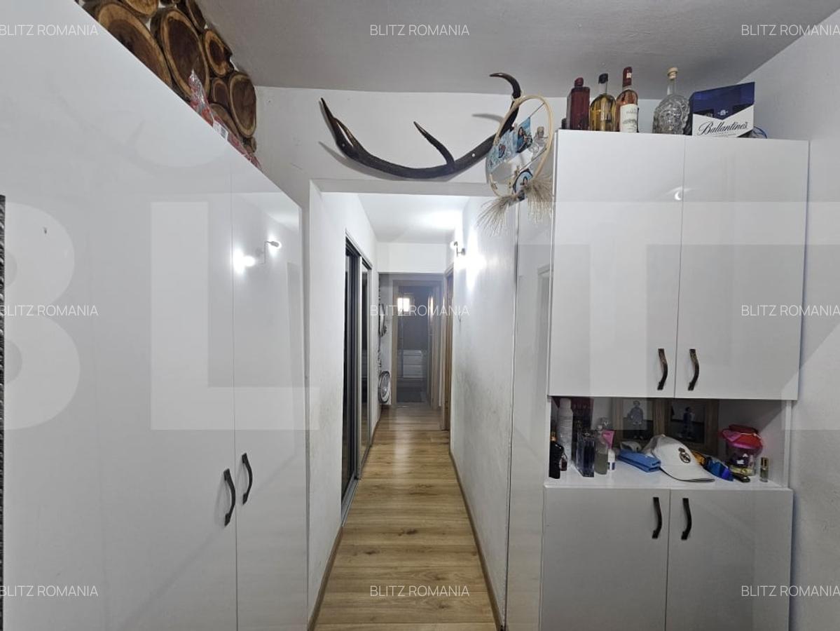 Apartament de vanzare, cu 3 camere, 70 mp, zona Lipovei - 3