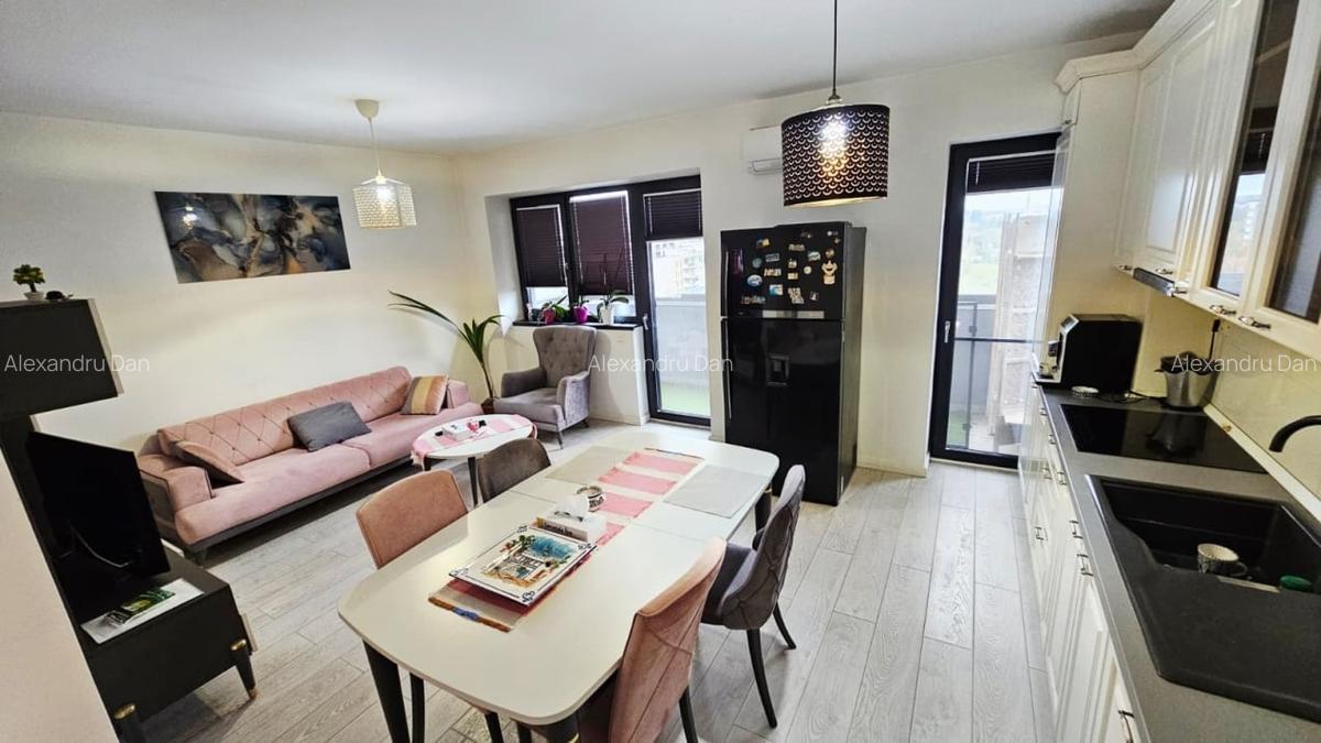 Apartament modern cu 4 camere, decomandat, in zona Piata Presei Libere - 2