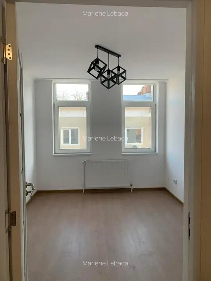 Apartament cu 4 camere decomandat, mobilat în Titulescu - 1