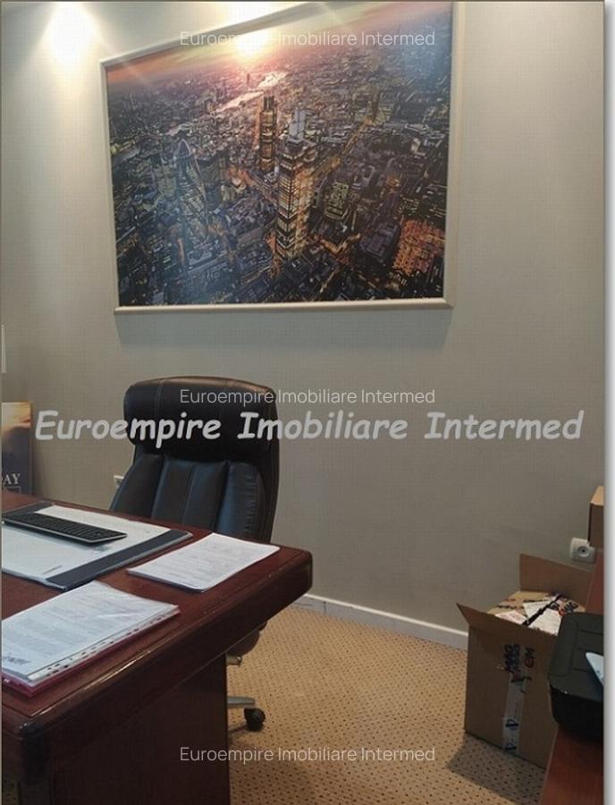 De inchiriat spatiu comercial zona Centru - 1