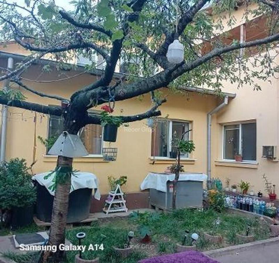 Blv BUCURESTI - casa P+1, 6cam, S-200mp - 155000 euro - 1