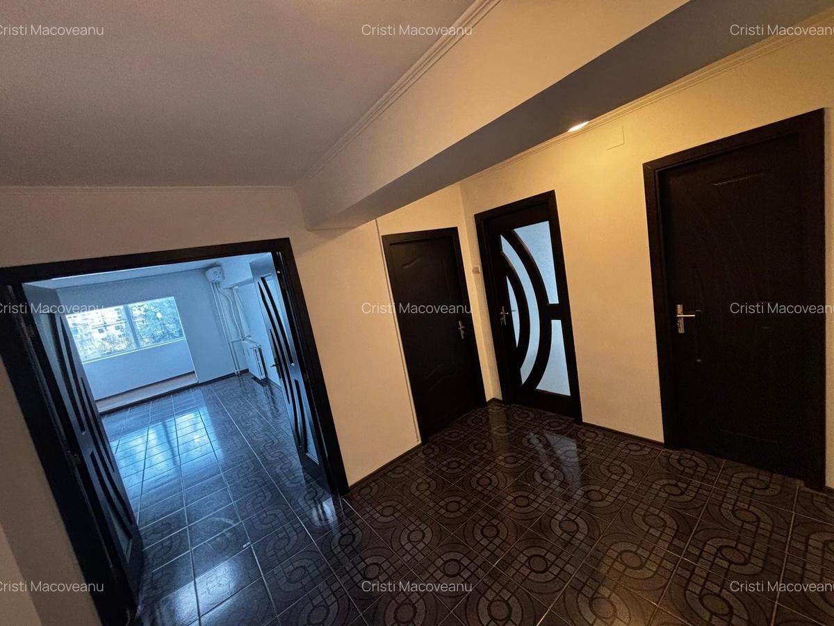 Apartament cu 2 camere de inchiriat nemobilat Bld. Decebal-pretabil firma/locuit - 8 Apartament cu 2 camere de inchiriat nemobilat Bld. Decebal-pretabil firma/locuit - 8