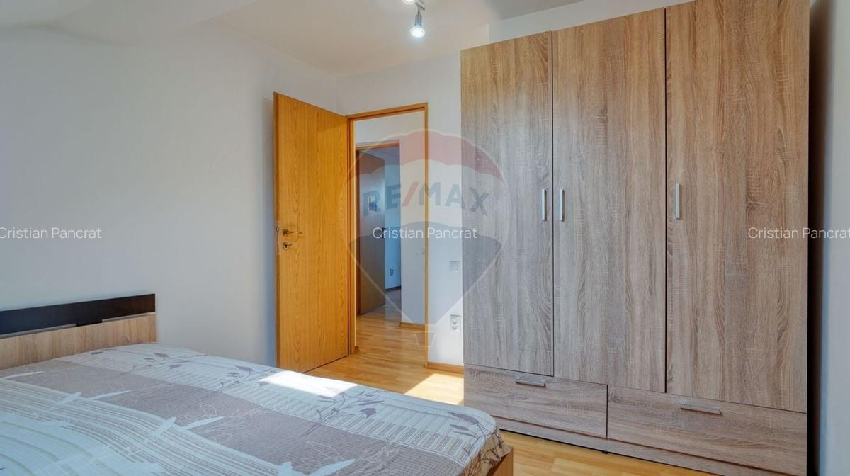 Apartament 3 camere de vanzare , Bulevardul Garii/ Brasov - 12