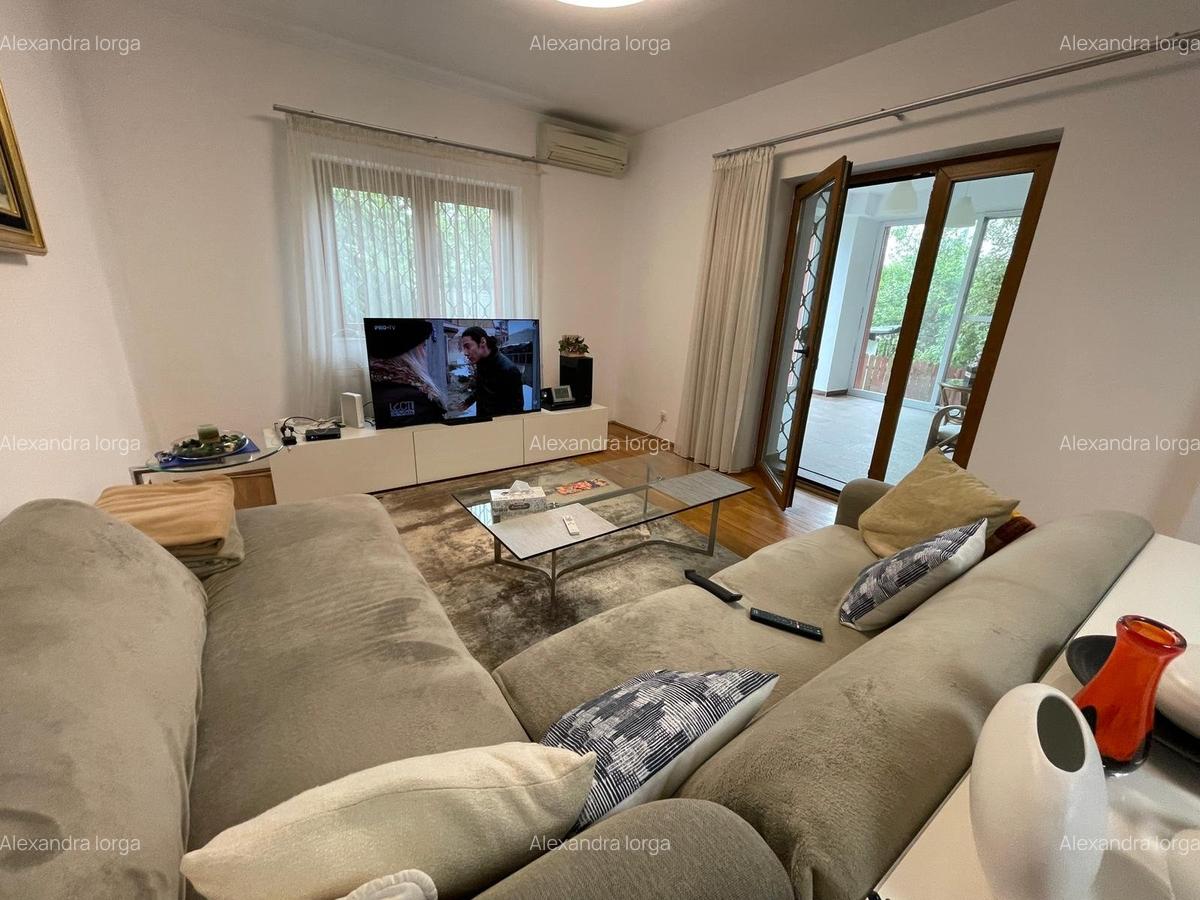 APARTAMENT IN VILĂ 5 CAMERE,4 BĂI,3 TERASE,2 LOCURI DE PARCARE,CURTE - 3