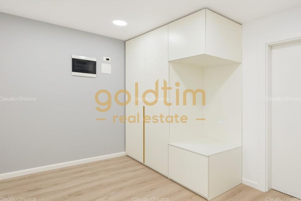 PIPERA PLAZA/SUPERB/LUMINOS/CRYSTAL NORTH/TERASE GENEROASE - 12