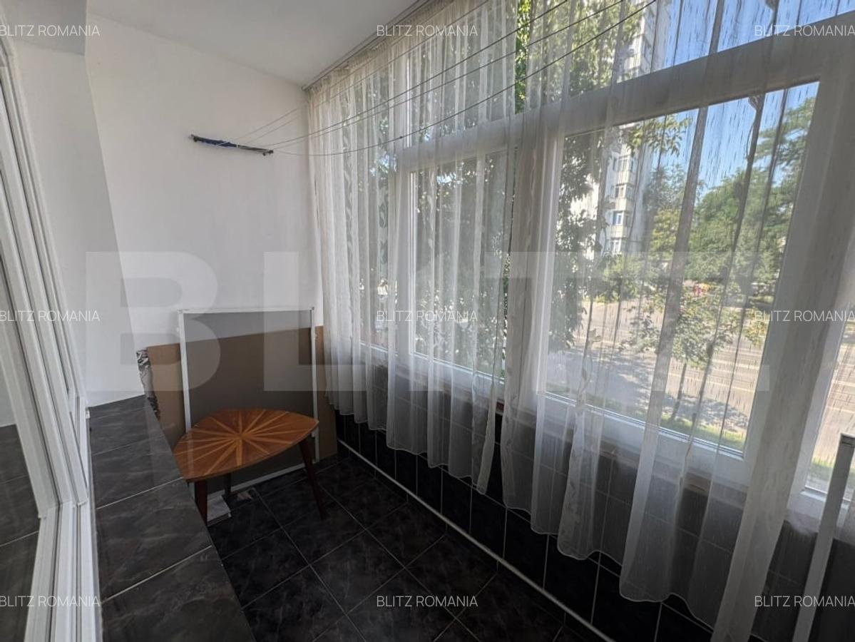 Apartament de vanzare, cu 2 camere, etaj intermediar, bulevardul Tutora - 7