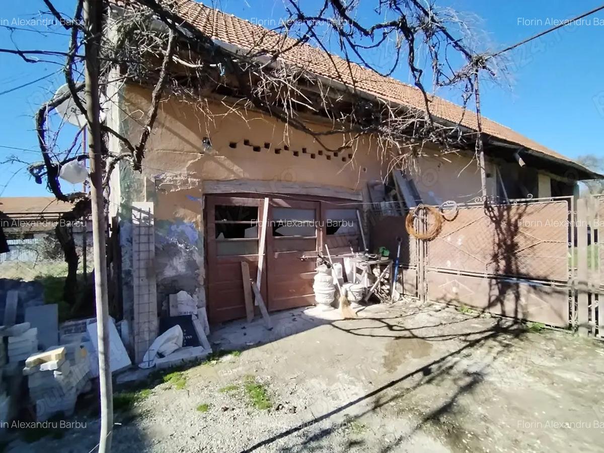 Casa tradi?ionala cu 2 corpuri, grajd, ?ura ?i 1200 mp teren Lisa, Bra?ov ideal turism rural - 6