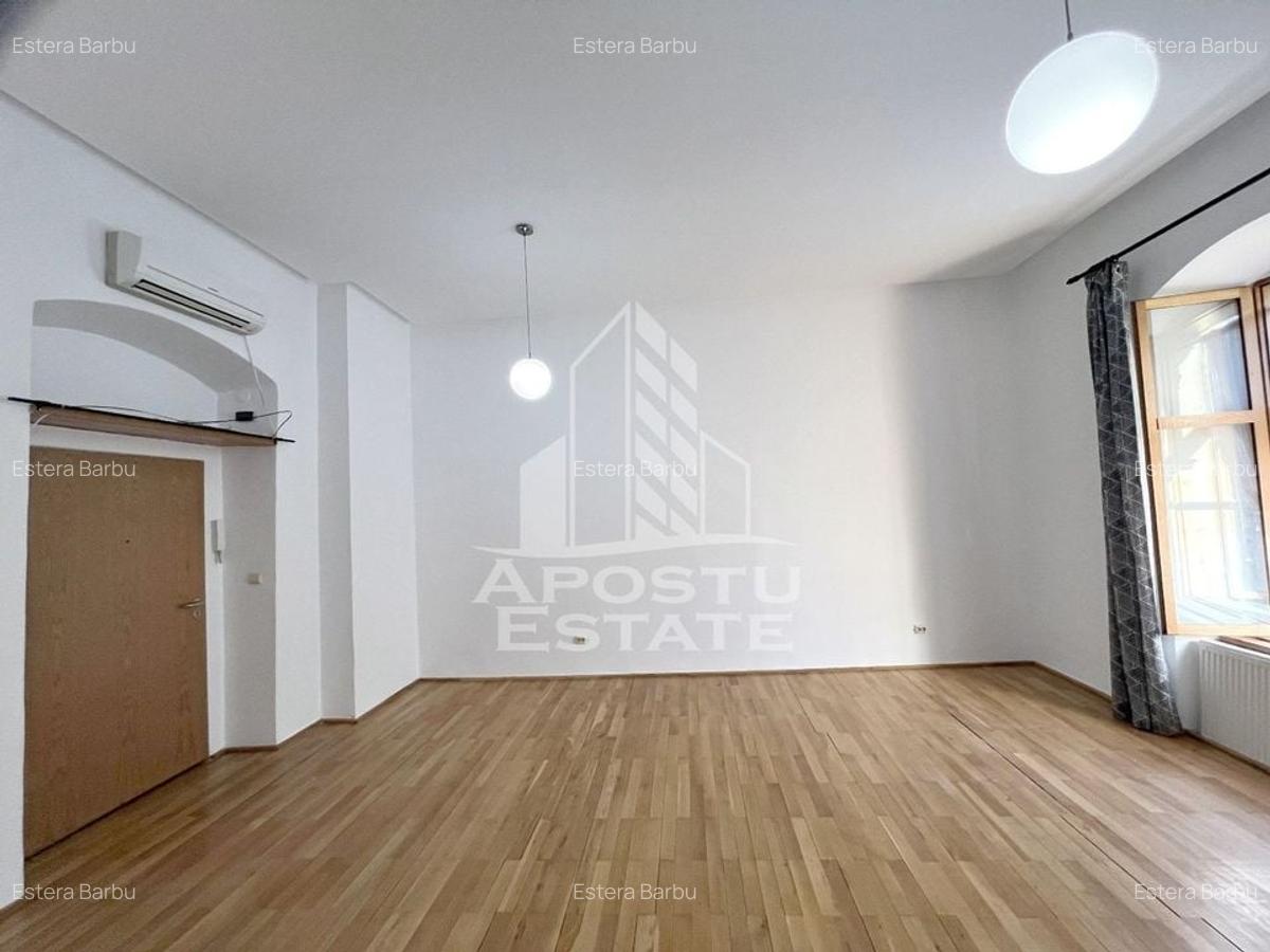 Garsonieră nedecomandată în P-ța Unirii - 3