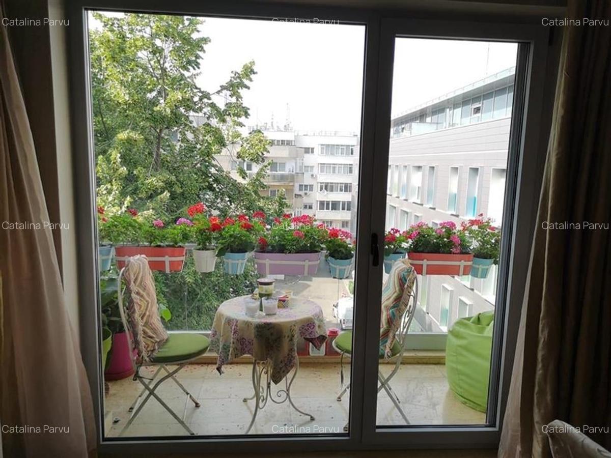 Apartament cu 4 camere decomandat în Dorobanți - 17