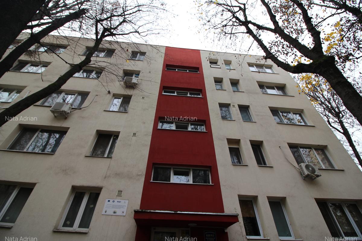 Alexandru Obregia - Garsonieră renovată, mobilată modern, decomandată - 13