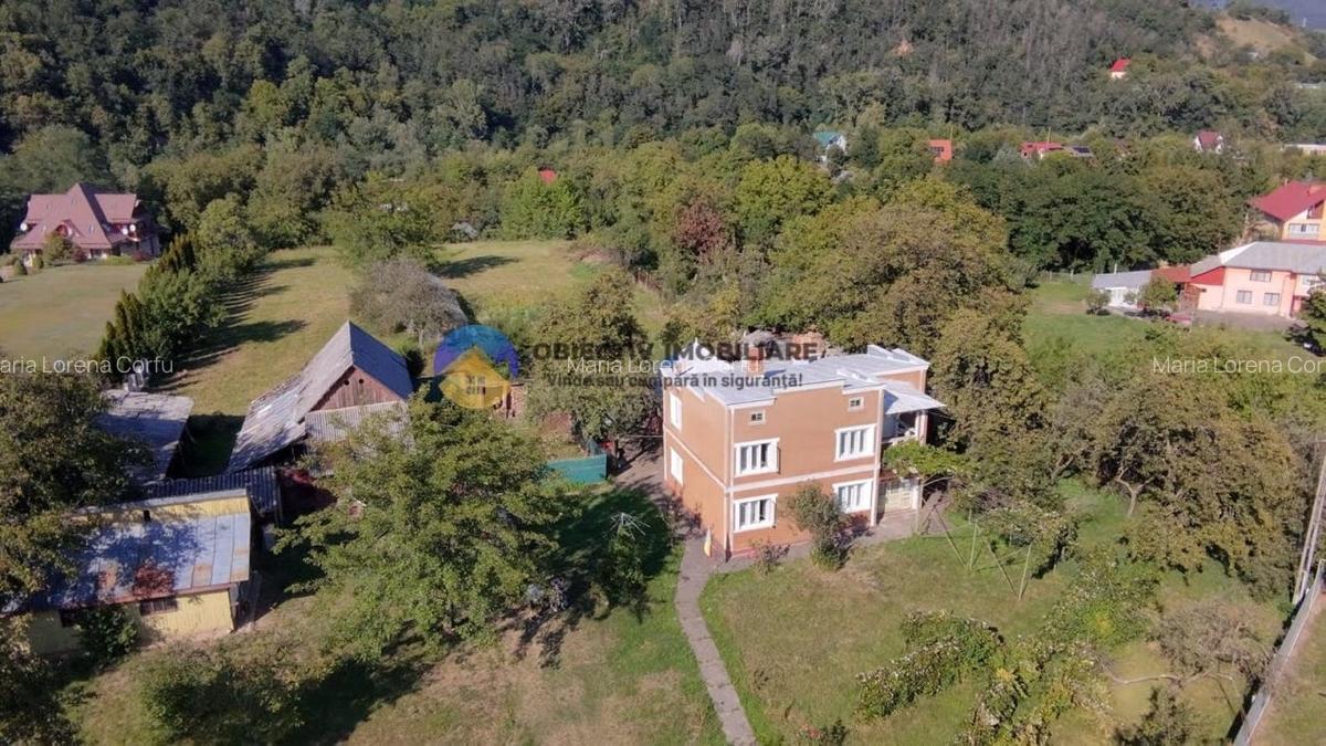 Casa traditionala de vanzare - Alexandru cel Bun- view spre munte si lac - 1