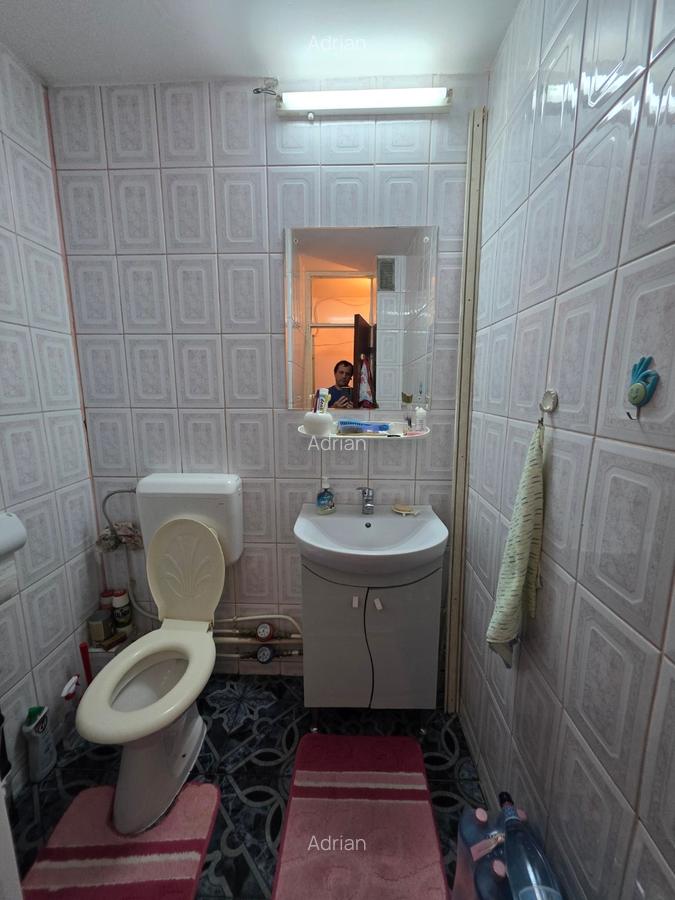 1 Decembrie 1918, 15 minute metrou, Auchan, bloc 1980, 2 gr sanitare, - 9