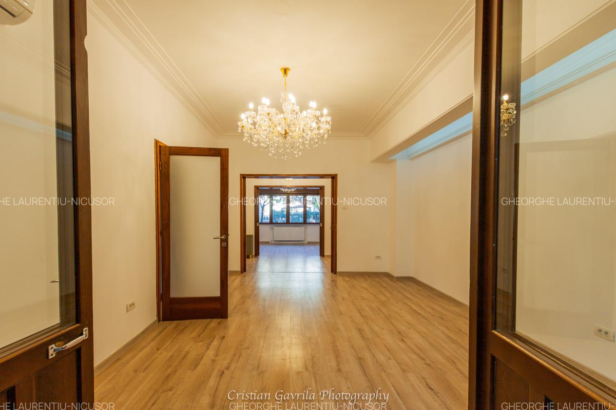 Apartament spațios și elegant – Bulevardul Lascăr Catargiu 11 - 23
