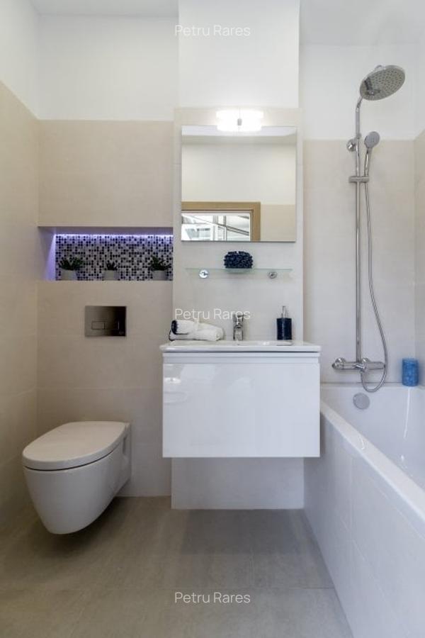 Apartament cu 3 camere decomandat în Victoriei - 9