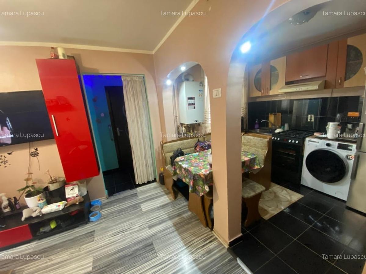 Apartament 3 camere, Milcov - 2