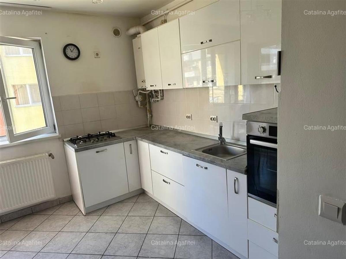 Apartament cu 2 camere decomandat, mobilat în Sânpetru - 6