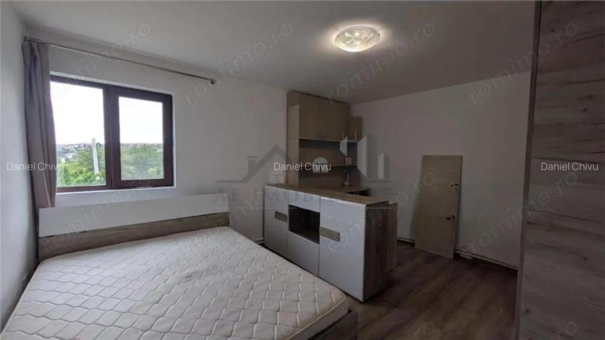De inchiriat 4 camere, Valea adainca in spate la Capitol - 2